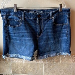 American Eagle Women’s Size 18 Jean Shorts